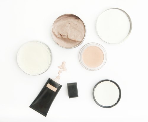 Make-up für reife Haut - Tricks für Anti-Age Make-up