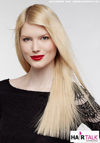 Asymetrisch gestylter, blonder Sleek-Look