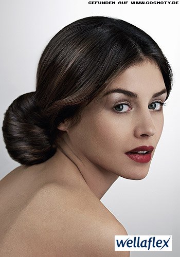 Eleganter Chignon für glanzvolle Nächte