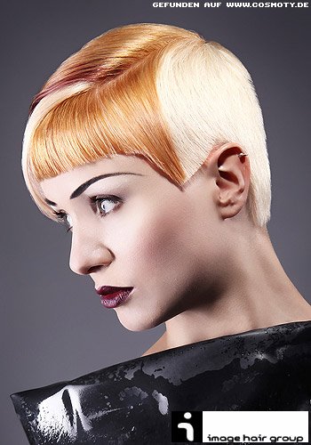 Exakter Short-Cut in verschiedenen Blond-Nuancen