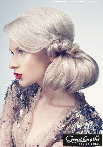 Glamouröse Steckfrisur mit großem Chignon