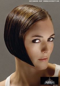 Frisuren Bilder: Angestufter Nacken für viel Volumen - Frisuren, Haare