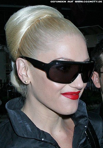 Gwen Stefani mit Haarnetz zum Volumen-Dutt