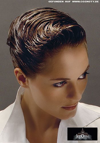 Kurzer Bob zum sexy Short-Cut gelegt