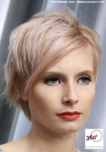 Kurze Stufen mit strukturiertem Styling in Rosé