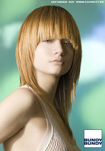 Lange Haare mit sanften Rundungen in den Konturen