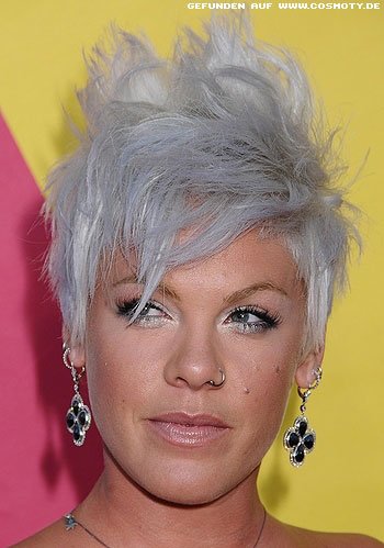 Pink mit Short-Cut in Silber-Grau