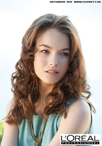 Schön geformte Locken für einen romantischen Look