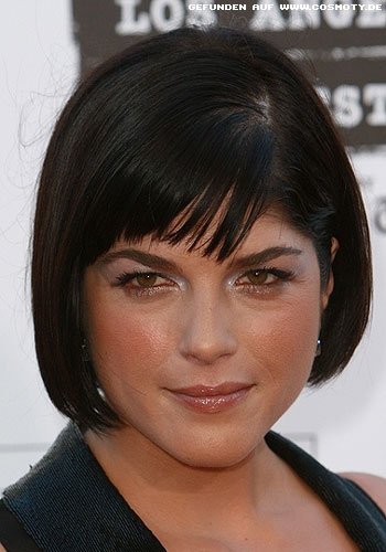 Selma Blair: Klassischer Bob in dunklem Haar