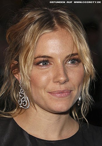 Sienna Miller: Lässig hochgesteckte Strähnen
