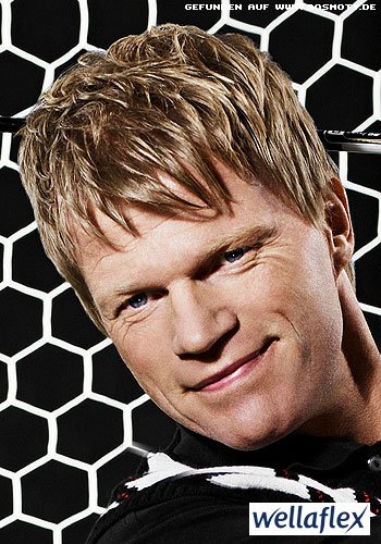 Strukturiertes Deckhaar und Pony für Oliver Kahn