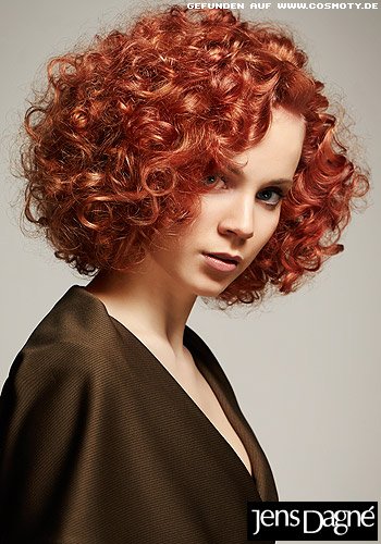 Frisuren Bilder Stufen Bob Aus Kleinen Locken Frisuren Haare