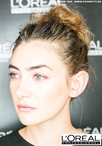 Superlässiger Messy-Bun, wenn’s schnell gehen muss