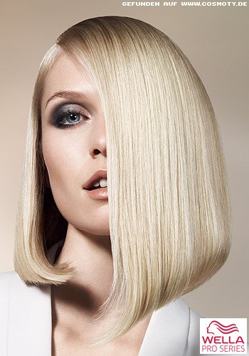 Super-Sleek-Bob mit Seitenscheitel