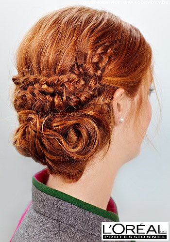 Tiefsitzender Chignon mit französischen Zöpfchen