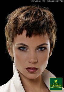Frisuren Bilder: Unkomplizierter Short-Cut - Frisuren, Haare