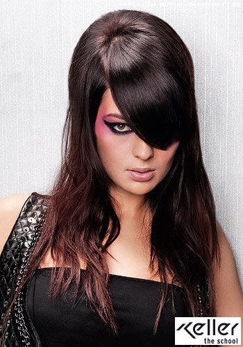 Volumen-Styling für langes Haar im Seventies-Stil