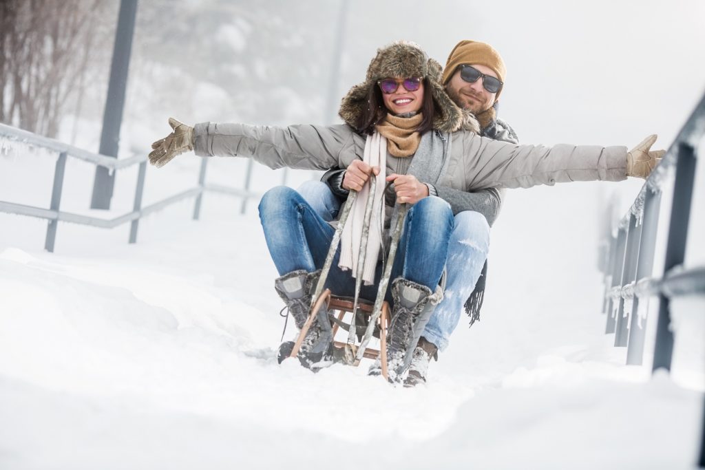 Sonnenbrille im Winter: Deswegen muss Sie auch mit in den Winterurlaub